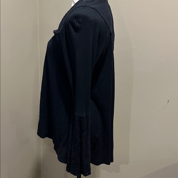 Free People Black Boho lace Blouse - Picture 4 of 7